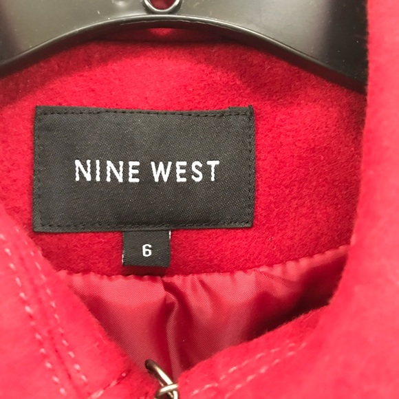 Coat - Picture 2 of 4